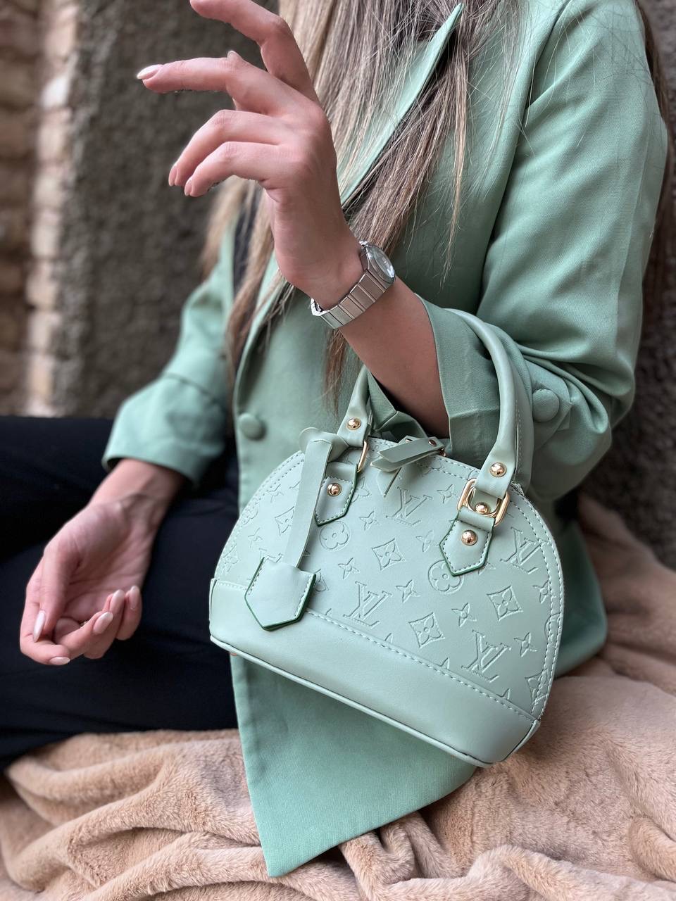 کیف دوشی دستی ویلو | کیف زنانه سایز متوسط کیف دوشی دستی ویلو | کیف زنانه سایز متوسط