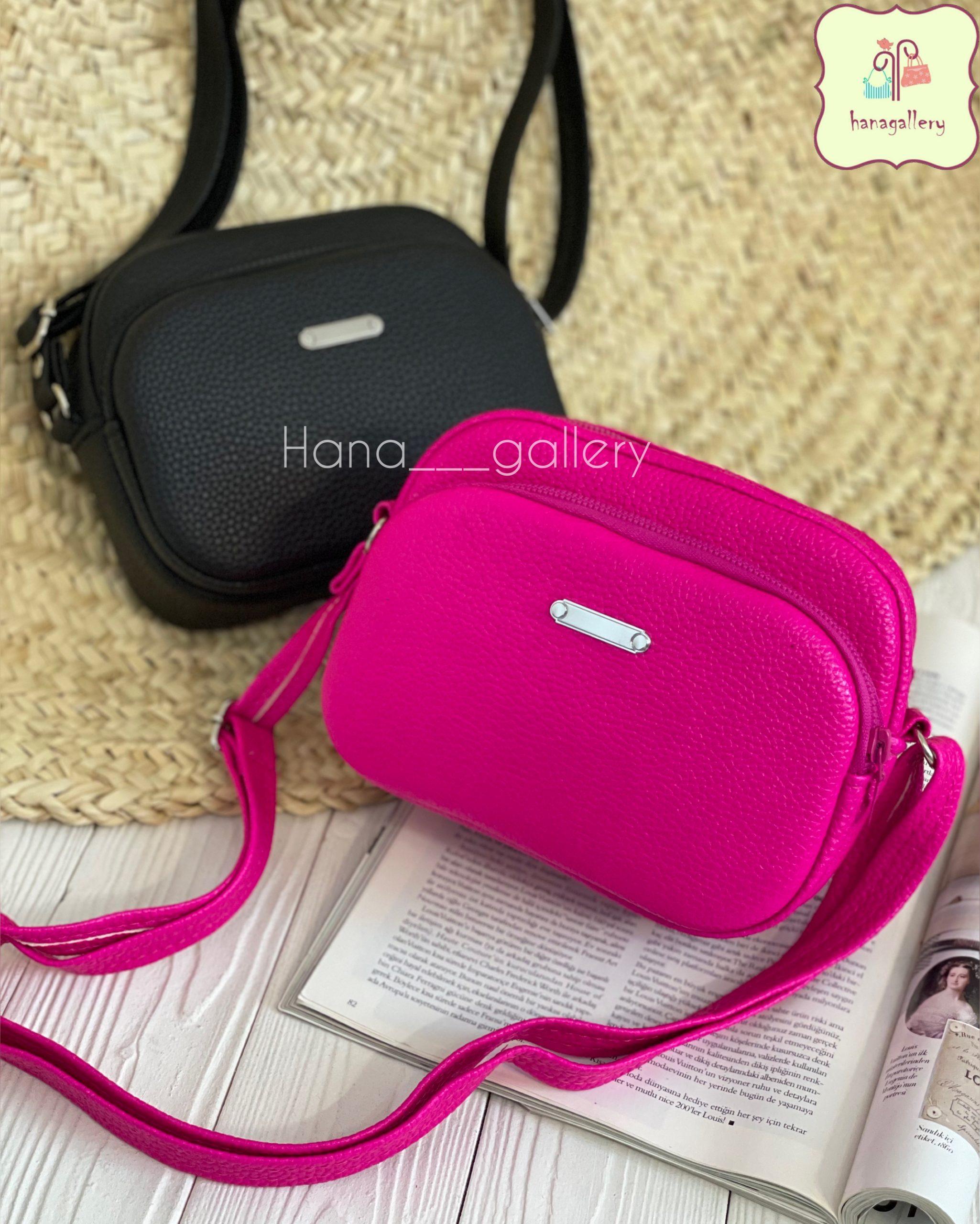 کیف پاسپورتی دوشی زنانه کیف پاسپورتی دوشی زنانه