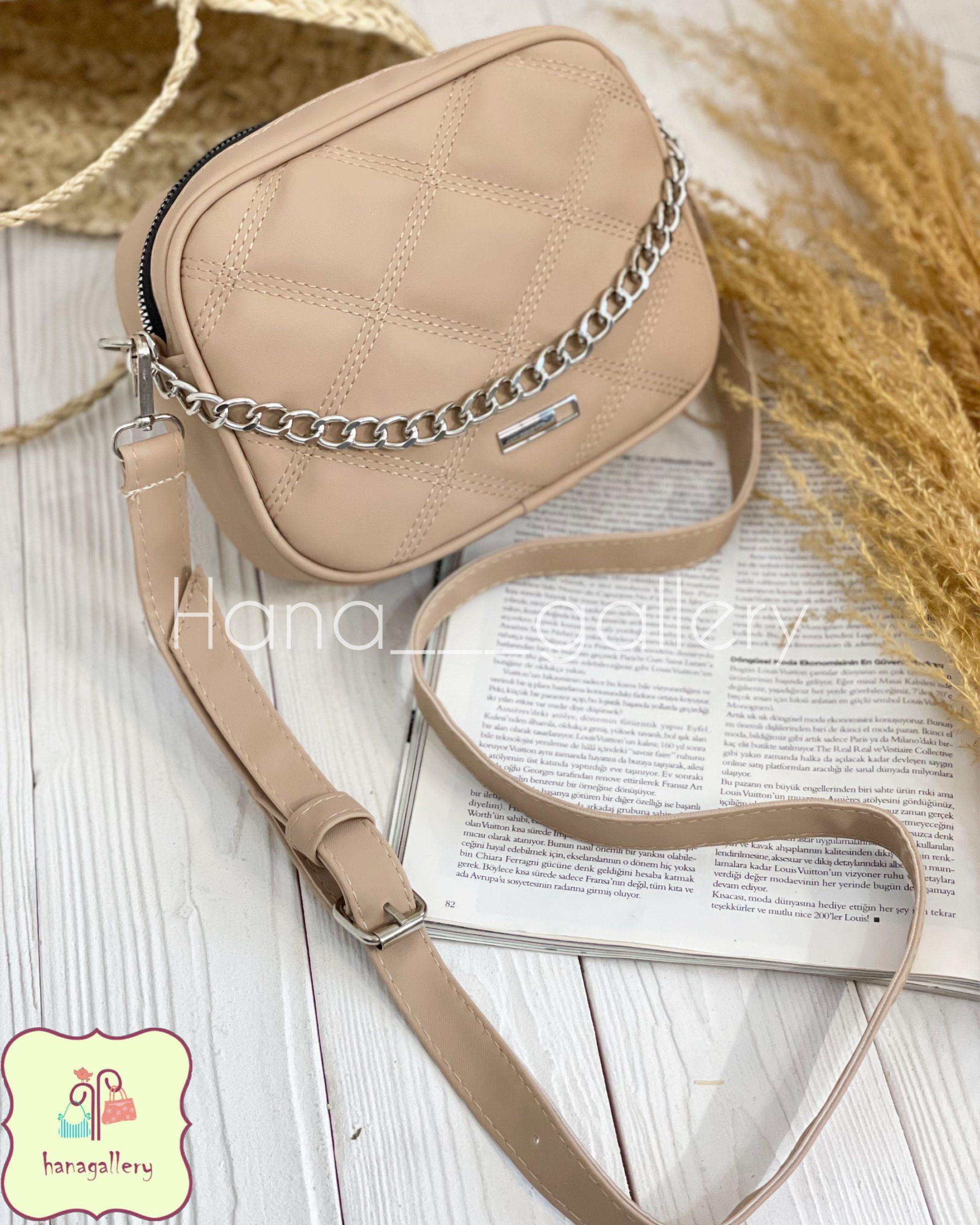 کیف پاسپورتی دوشی زنانه