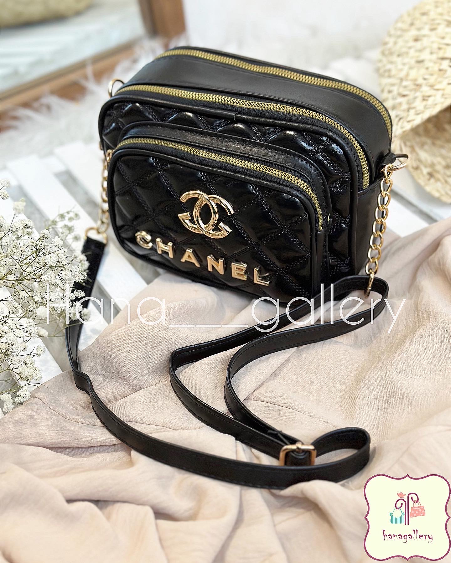 کیف پاسپورتی دوشی زنانه