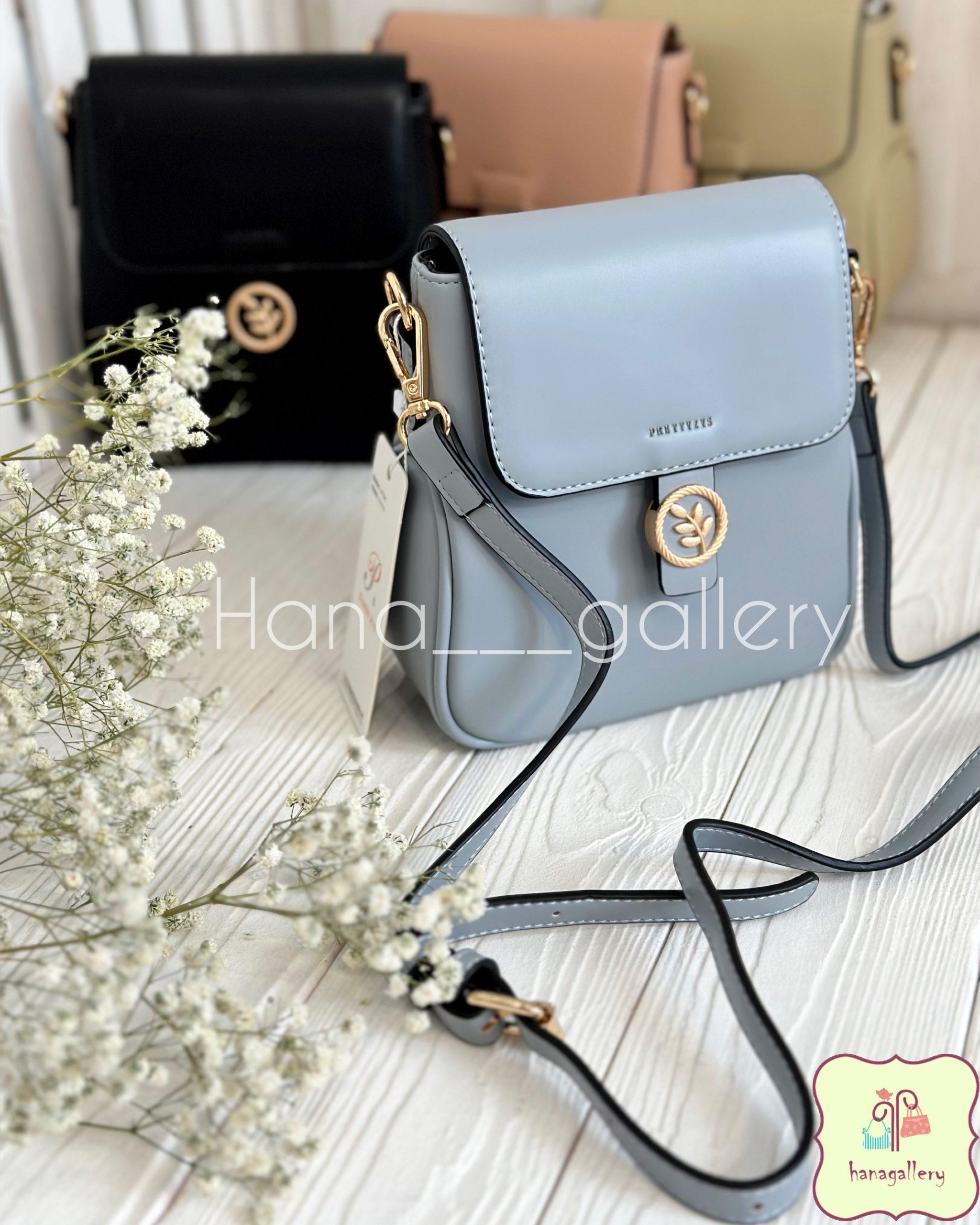 کیف پاسپورتی دوشی زنانه