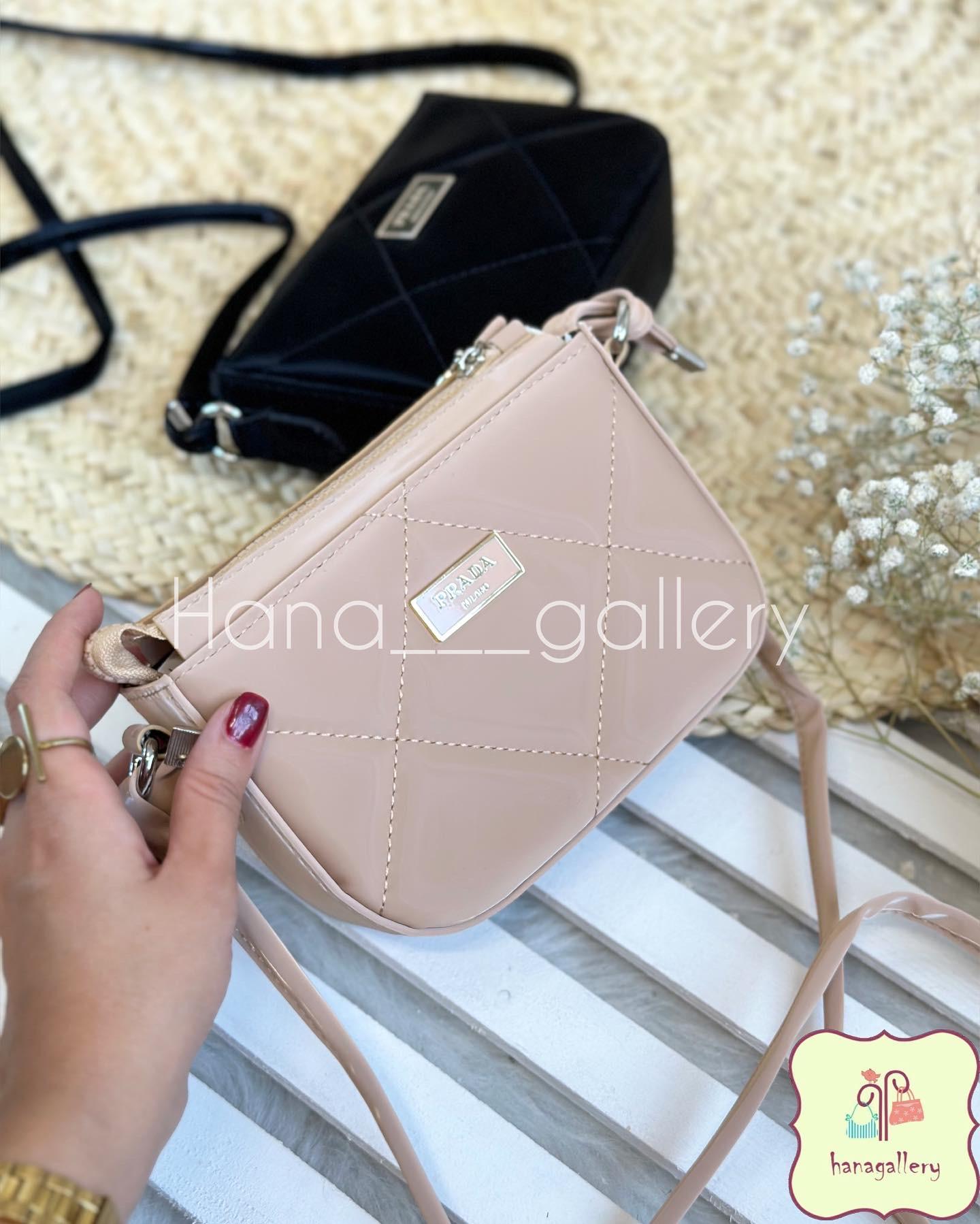 کیف پاسپورتی دوشی زنانه