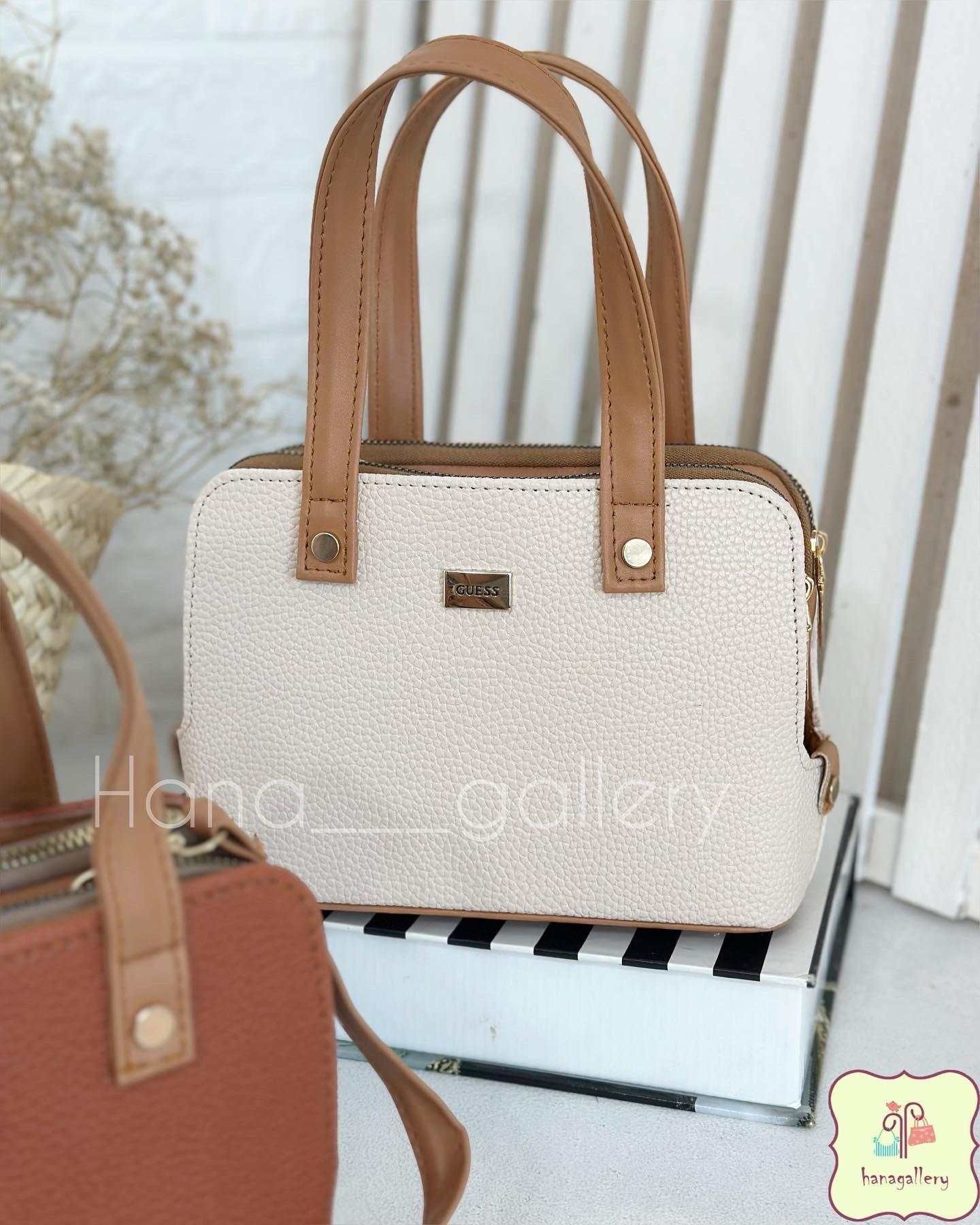 00F94CB8-E44E-419D-93D6-8B4F0F03B17B