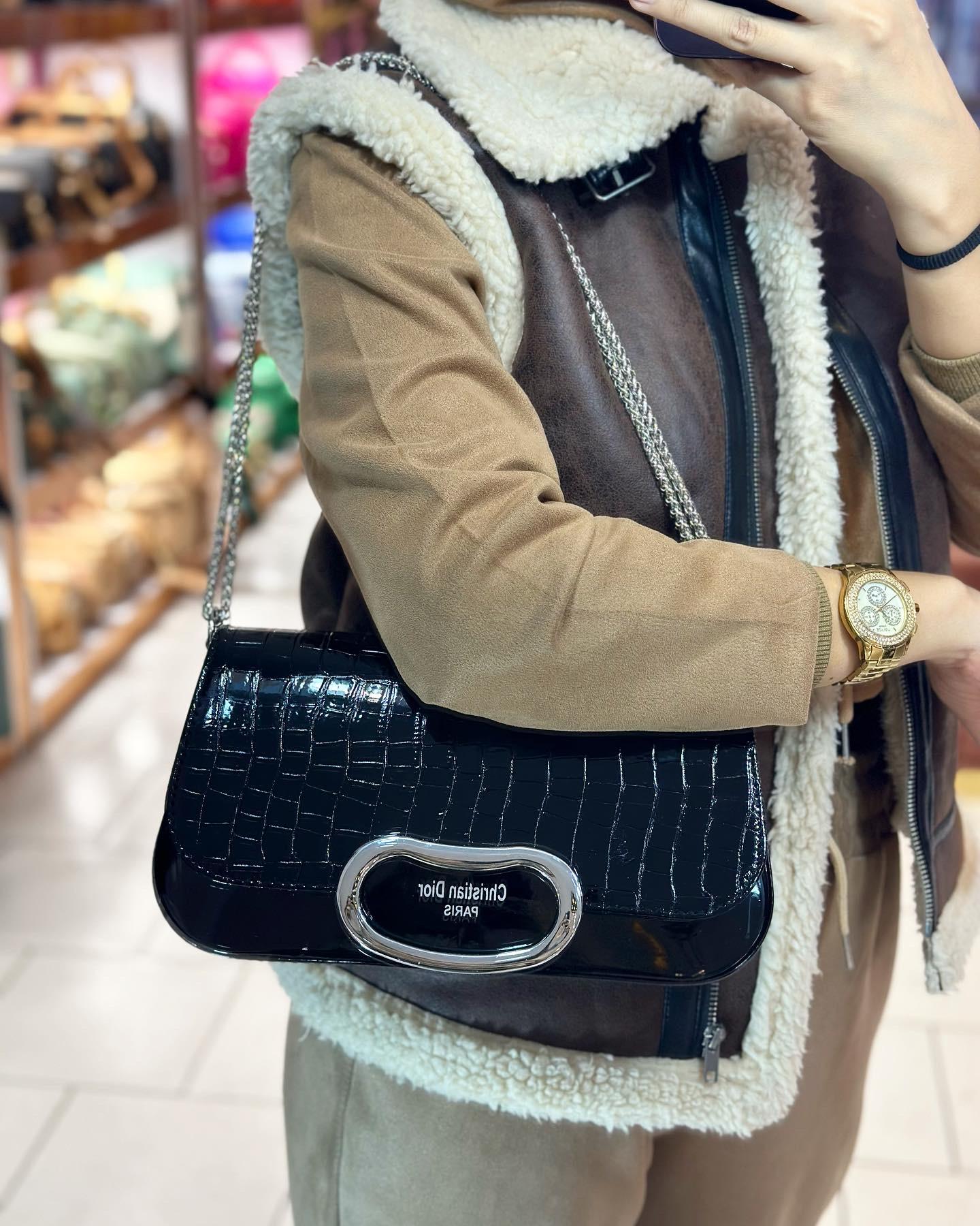 890DB4F6-4B41-47C9-822E-BB5D85413AA0