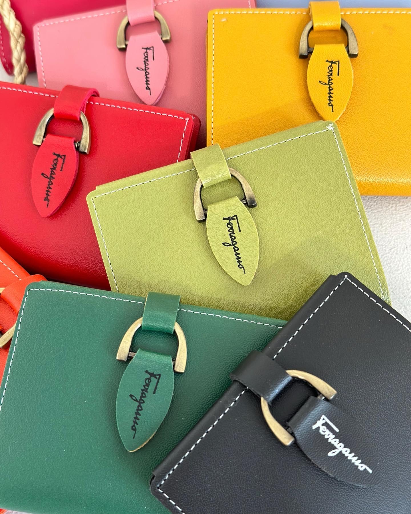 کیف پول زنانه