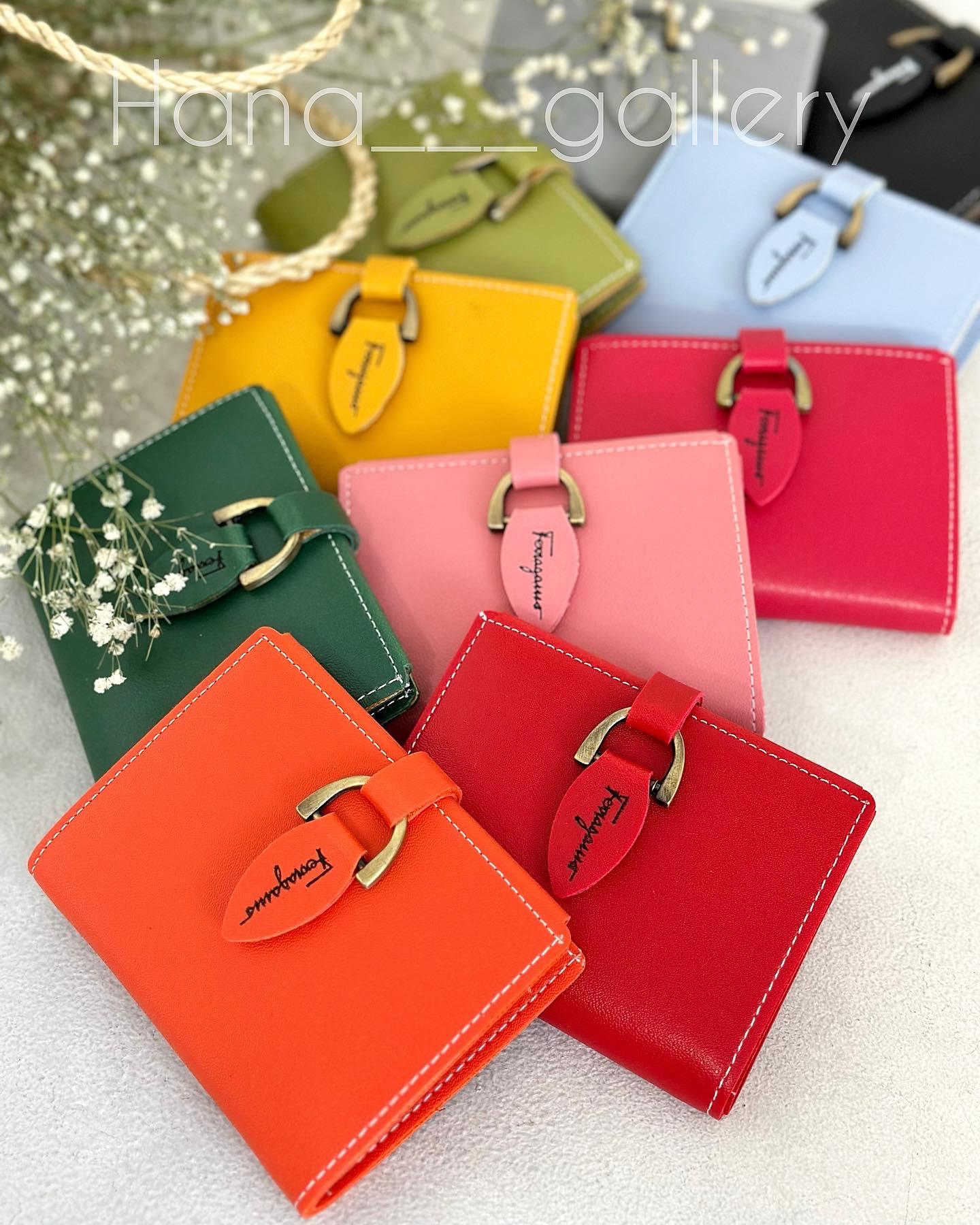 کیف پول زنانه