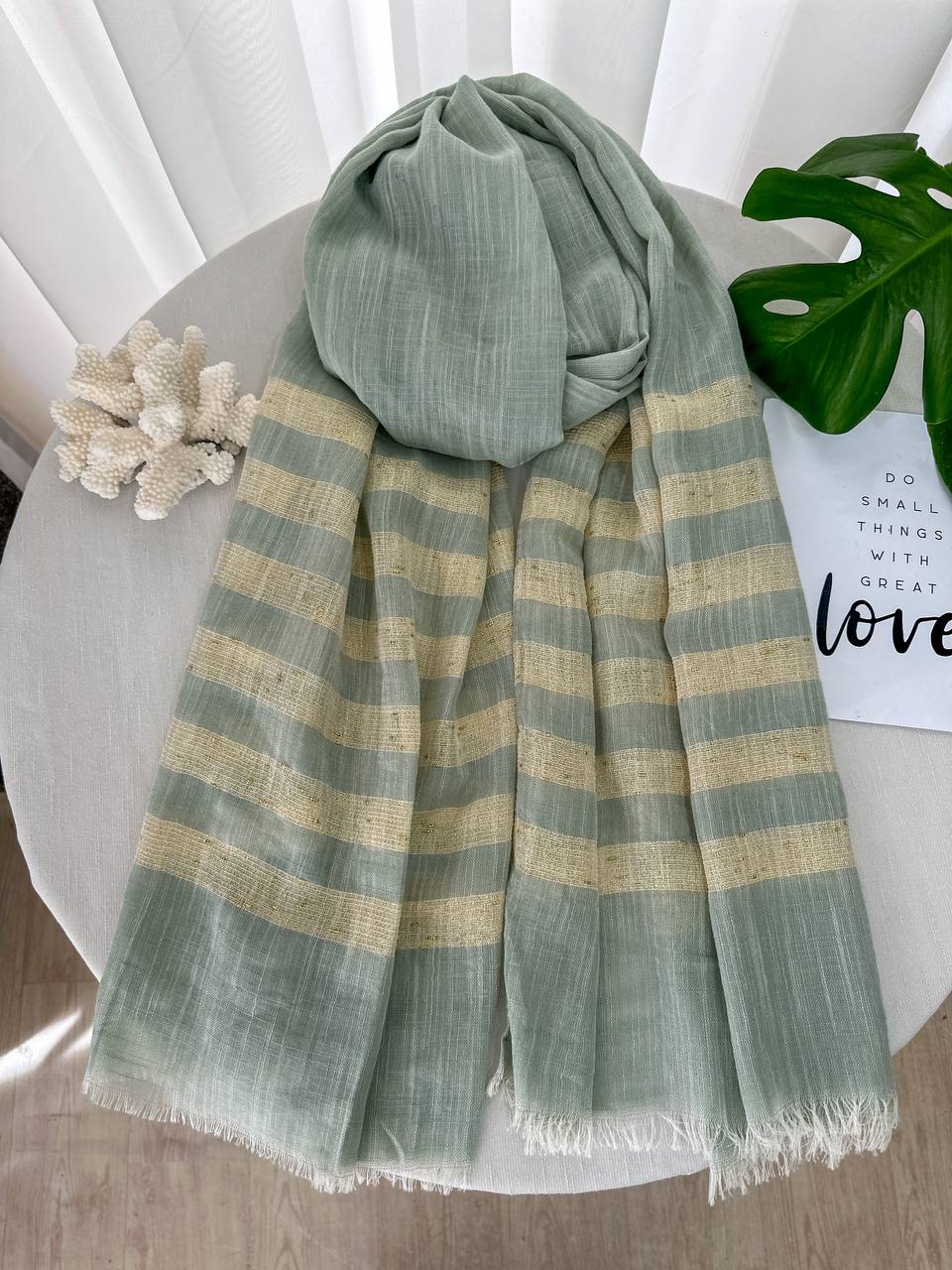 شال نخی تابستانی سبز شال نخی تابستانی سبز