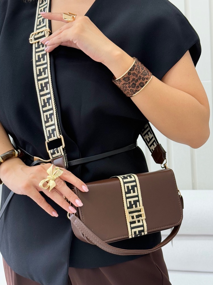 کیف زنانه چرم فندی آروا