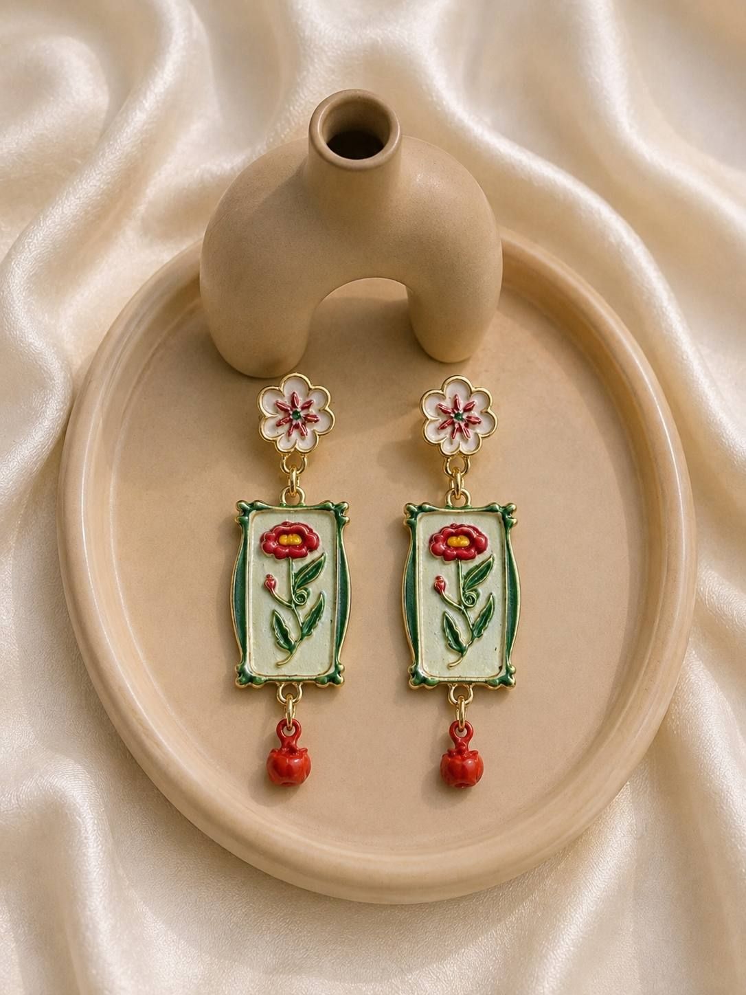 گوشواره وارداتی گل سه تکه آویزی